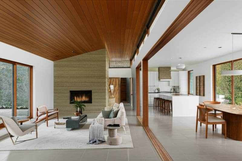 Featured image for Hempcrete Homes: Building Carbon-Negative in 2025